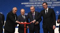 Der russische Präsident Wladimir Putin, der türkische Präsident Recep Tayyip Erdogan, der serbische Präsident Aleksandar Vucic und der bulgarische Premierminister Bojko Borissow bei der gemeinsamen Eröffnungszeremonie für die Gaspipeline "TurkStream" in Istanbul, 8. Januar 2020