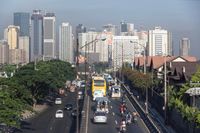 Aufgrund des stark steigenden Verkehr sind die Bewohner Manilas aktuell mit einer alarmierenden, gesundheitsgefährdenden Luftverschmutzung konfrontiert.