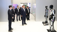 Chinese President Xi Jinping visits an AI incubator in east China's Shanghai, April 29, 2025. Bild: Xinhua