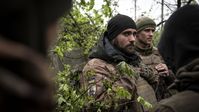 Ukrainische Soldaten an der Frontlinie bei Awdejewka, 30. April (Symbolbild) Bild: Gettyimages.ru / Muhammed Enes Yildirim/Anadolu Agency via Getty Images