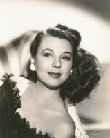 Glamor portrait, 1940s