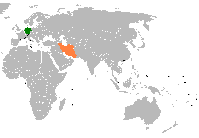 Deutsch-iranische Beziehungen: Deutschland ist für den Iran der drittwichtigste Handelspartner nach China und Japan. Umgekehrt ist der Iran für Deutschland der zweitwichtigste Handelspartner im Mittleren Osten nach Israel.