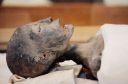 Bisher war sie als "younger lady" bekannt, jetzt weiß man, dass diese Mumie niemand anders als die Mutter von Pharao Tutanchamun ist. Bild: ZDF und Joshua Weinberg