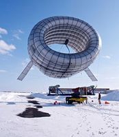 AWT: Fliegende Windturbine arbeitet in luftigen Höhen. Bild: Altaeros Energies