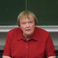 Gudrun Pausewang bei einer Lesung im Mai 2008