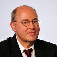 Gregor Gysi 2013 beim Wahlhearing des DOSB