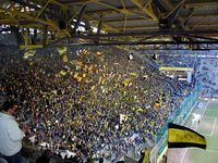 Signal Iduna Park vor einem Bundesliga-Spiel