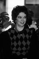 Shirley Temple am 25. Oktober 1990 als Botschafterin in der Tschechoslowakei