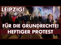 Bild: SS Video: "Eingeschenkt.TV: #Leipzig: Für die Grundrechte – Pfefferspray und Polizei. #L0611" (https://youtu.be/HzFYCLnArmA) / Eigenes Werk