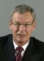 Dr. Gerhard Cromme Bild: ESMT / de.wikipedia.org