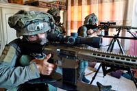 Zwei IDF Scharfschützen mit Gewehren des Typs Barrett REC10 auf TSB-Plattformen (Symbolbild)