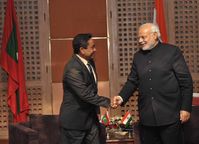 Abdulla Yameen (links) mit dem indischen Premierminister Narendra Modi (2014)