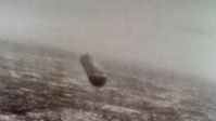 UFO-Zwischenfall, fotografiert vom italienischen Piloten Giancarlo Cecconi im Jahr 1979 Bild: Italian pilot Marshal Giancarlo Cecconi in June 1979, Public domain, via Wikimedia Commons