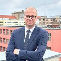 Für Matthias Frederichs, Hauptgeschäftsführer des Bundesverband Baustoffe - Steine und Erden, kann die soziale Sprengkraft hinter dem einbrechenden Wohnungsbau nicht unterschätzt werden.