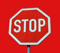 STOP !