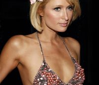 Medien- Star Paris Hilton hat keine Angst vor dem Virus. Bild: Polskaweb News