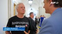 Jürgen Elsässer (2025) Bild: AUF1 / Eigenes Werk