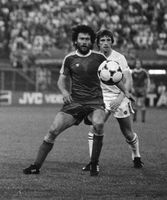Breitner (vorne) im Trikot des FC Bayern, 1982