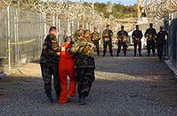 Guantanamo Camp X-Ray Bild: U.S. military or Department of Defense