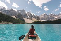 Moraine Lake im Banff Nationalpark in Alberta. Bild: Destination Canada Fotograf: Johan Lolos