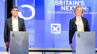 Archivfoto: Ex-Finanzminister Rishi Sunak und Aussenministerin Liz Truss sind hier am 15. Juli 2022 bei einer Veranstaltung zur Führung der Konservativen Partei in London zu sehen.