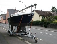 Bootstrailer mit Segelboot