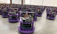 100 Roboter beim Test an der Northwestern University.