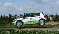 Starke Vorstellung der SKODA Piloten am ersten Tag der "Ypres Rally". / Bild: "obs/Skoda Auto Deutschland GmbH"