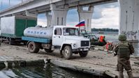 Provisorische Pontonbrücke an der Antonow-Brücke nördlich von Cherson unter russischer Kontolle (August 2022) Bild: Sputnik