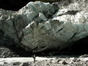 Stefan Winkler am Gletschertor des Franz Josef Glacier. (Foto: Nina Kurr)