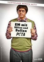 „Ranjid“ protestiert er gegen Massentötungen zur EM 2012. Bild: PETA Deutschland e.V.