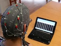 Fiktion wird Realität: Gehirnsignale ersetzen Maus und Tastatur. Bild: gtec.at