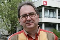 Engagierte Bürgerinnen und Bürger kommen aus allen gesellschaftlichen Schichten und Milieus, sagt Sozialwissenschaftler Prof. Michael Corsten. Die Universitäten Hildesheim und Jena erarbeiten derzeit sozialmoralische Landkarten.
Quelle: Foto: Isa Lange / Universität Hildesheim (idw)