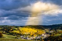 Ein ruhiges und schönes Dorf: Ist es abgehängt? Wenn ja von was? (Symbolbild)