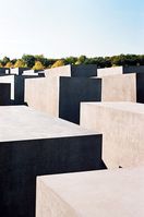 Das Holocaust Denkmal in Berlin Bild: Mario Duhanic / de.wikipedia.org