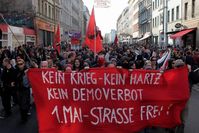 Nicht angemeldete Demonstration am 1. Mai 2006 in Berlin-Kreuzberg