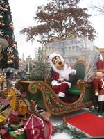 Goofy als Weihnachtsmann im Disneyland Resort Paris