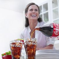 Coca-Cola-Ausschank: Lachen-Slogan auf dem Prüfstand. Bild: coca-cola.com