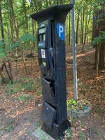 Aufgebrochener Parkscheinautomat Bild: Polizei