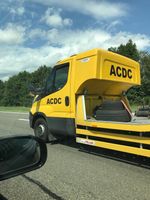 Eindeutig Fake! Mit dem ACDC auf dem "Highway to Hell"  Bild: ADAC SE Fotograf: ADAC SE