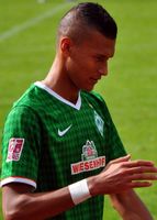 Davie Selke im Trikot von Werder Bremen (2013)