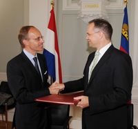 Luc Frieden, Minister für Finanzen des Grossherzogtums Luxemburg; Regierungschef Klaus Tschütscher. Bild: Fürstentum Liechtenstein