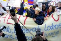 friedliche Proteste vor der chinesischen Botschaft in Berlin-Mitte. Bild: International Campaign for Tibet Deutschland e.V.