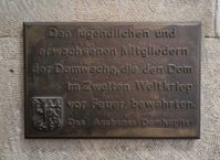 Gedenktafel für die Domwache während des Zweiten Weltkriegs im Aachener Dom