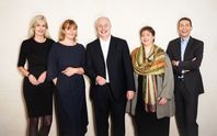 Die dpa-Chefredaktion ab dem 1. Januar 2016 (v. li.): Hilke Segbers, Antje Homburger, Chefredakteur Sven Gösmann, Jutta Steinhoff und Roland Freund. Bild: "obs/dpa Deutsche Presse-Agentur GmbH/Robert Schlesinger"