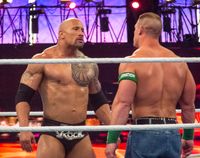 The Rock und Cena bei WrestleMania XXVIII im Jahr 2012, Archivbild