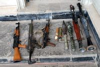Kleinwaffen, die in Fallujah (Irak) beschlagnahmt wurden