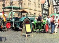 Die Oldtimerfreunde Schwalmtal präsentierten historische Traktoren und Unimogs. Bild: ExtremNews / Thorsten Schmitt