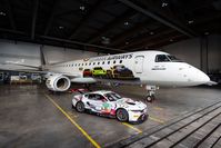 Ford Mustang GT3 von Fabio Scherer und der Jet im neuen DTM-Look Bild: ADAC / Gruppe C Photography Fotograf: Sven Siebel