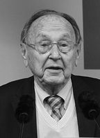 Hans-Dietrich Genscher (2013) Bild: Gge - Eigenes Werk, CC BY-SA 3.0, https://commons.wikimedia.org/w/index.php?curid=28425578